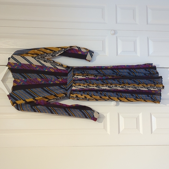 Pleated Beautiful Dress size XS ( EU 34) - Picture 5 of 7